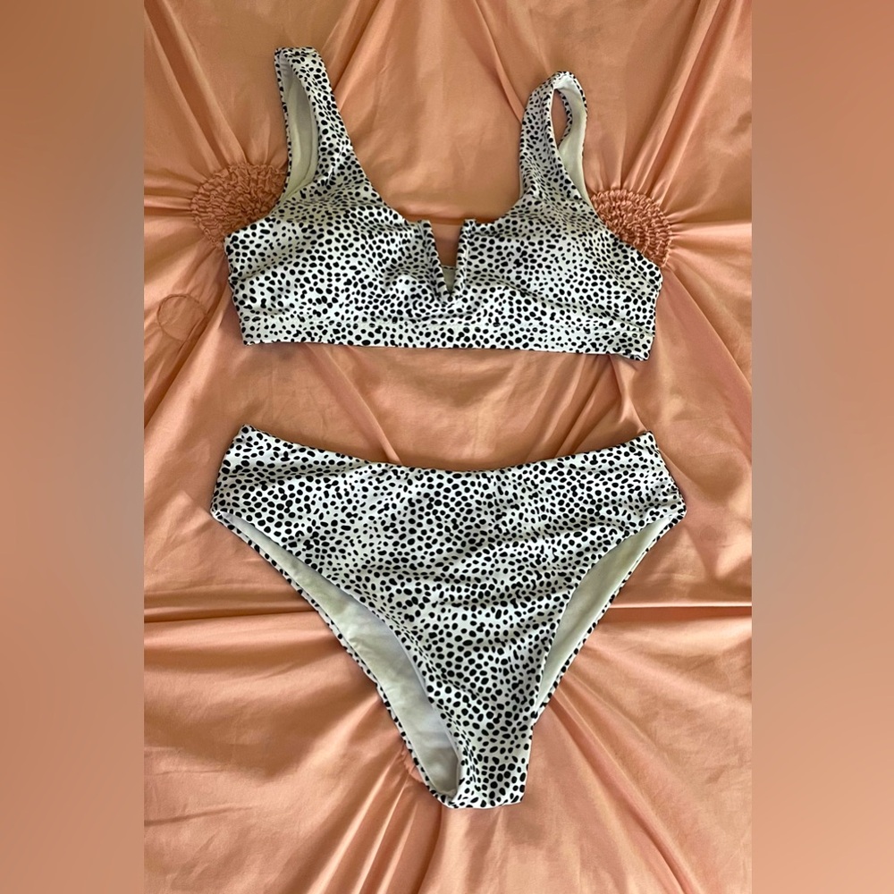 Bathing suit